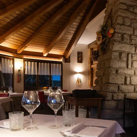 & Restaurant Le Charaban Aosta