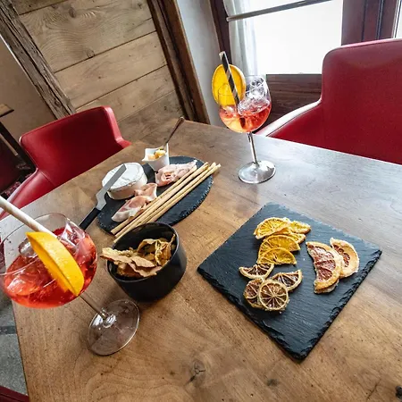 & Restaurant Le Charaban