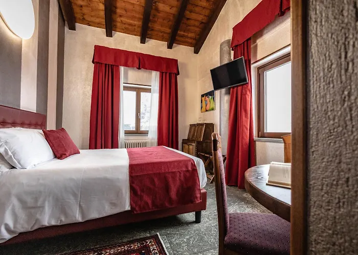 & Restaurant Le Charaban Szálloda Aosta