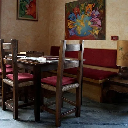 Le Charaban Hotel 3*