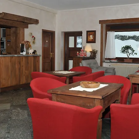 & Restaurant Le Charaban Hotel 3*