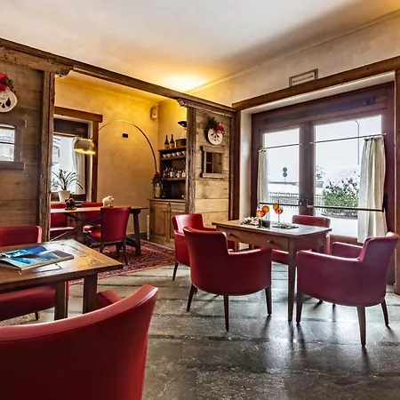 & Restaurant Le Charaban Hotel Aosta