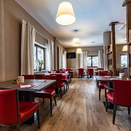 & Restaurant Le Charaban 3*