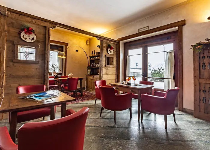 & Restaurant Le Charaban Hotel Aosta