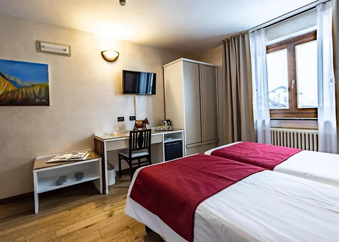 & Restaurant Le Charaban Hotel